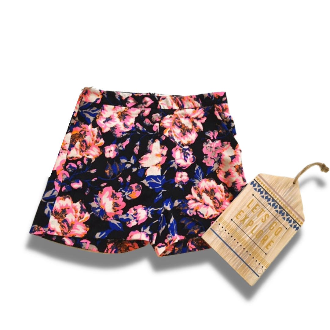 ATMOSPHERE black floral shorts. Size 6