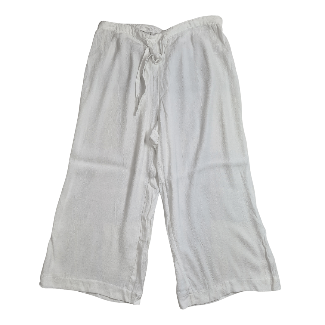M&S white lightweight cutoff trousers. Uk12
