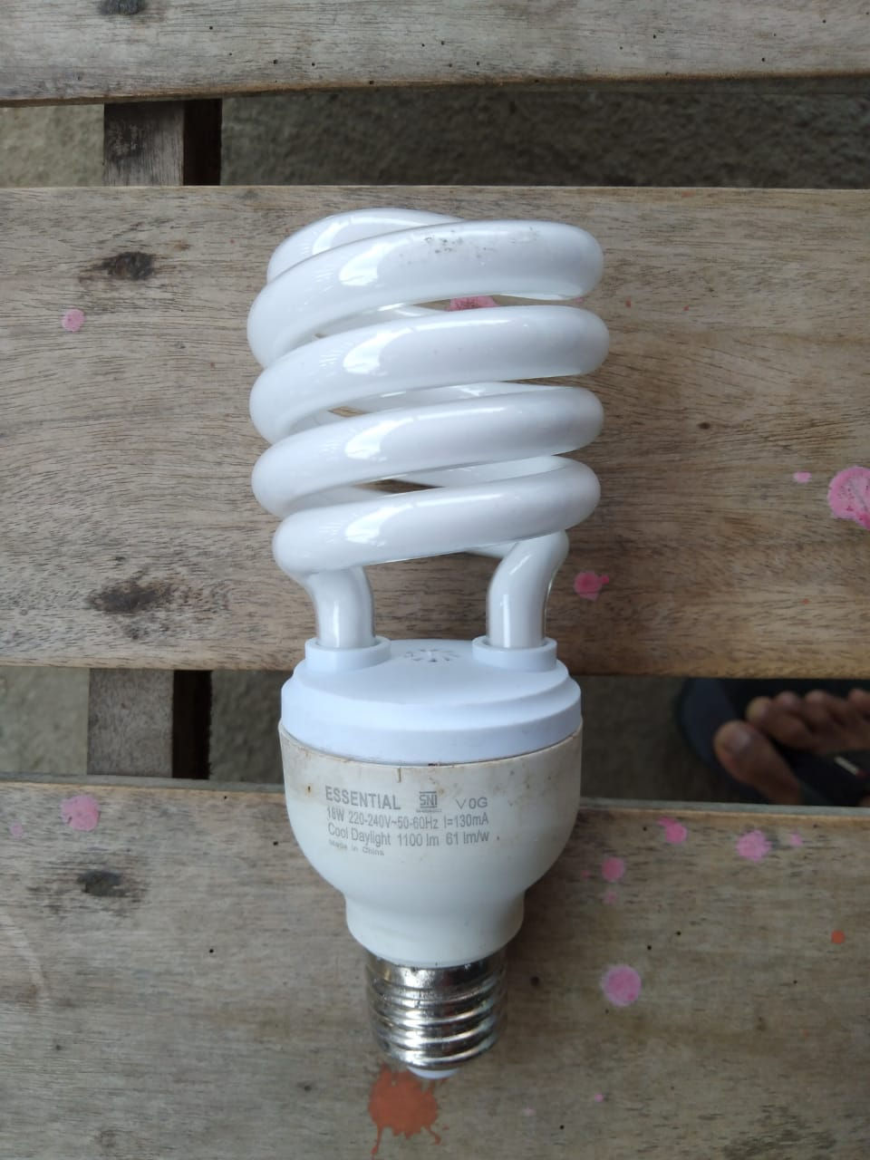Lampu Triben