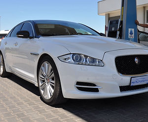 XJ  3.0d V6 Premium Luxury 
