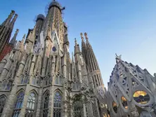 Antoni Gaudí: Master of Sagrada Familia and the Architectural Revolution