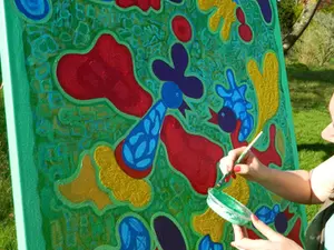 Uslada.art: Painting as Transformation