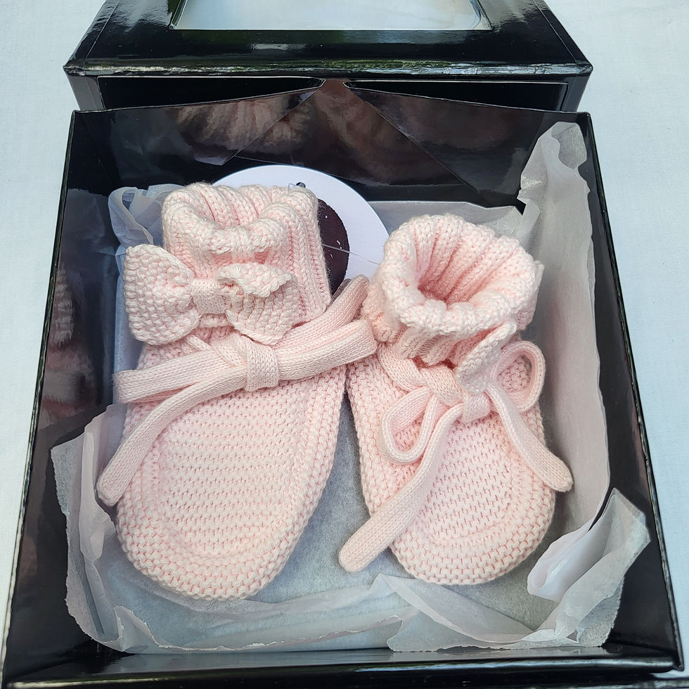 Thumbnail: Premium Bow Knitted Baby Booties