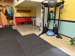 GymCornerviewCablemachine