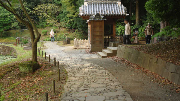 小石川後楽園の路