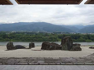本楽寺庭園