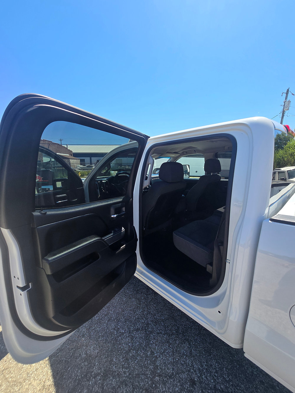 2015 Chevrolet Silverado 3500HD LT - Photo 12