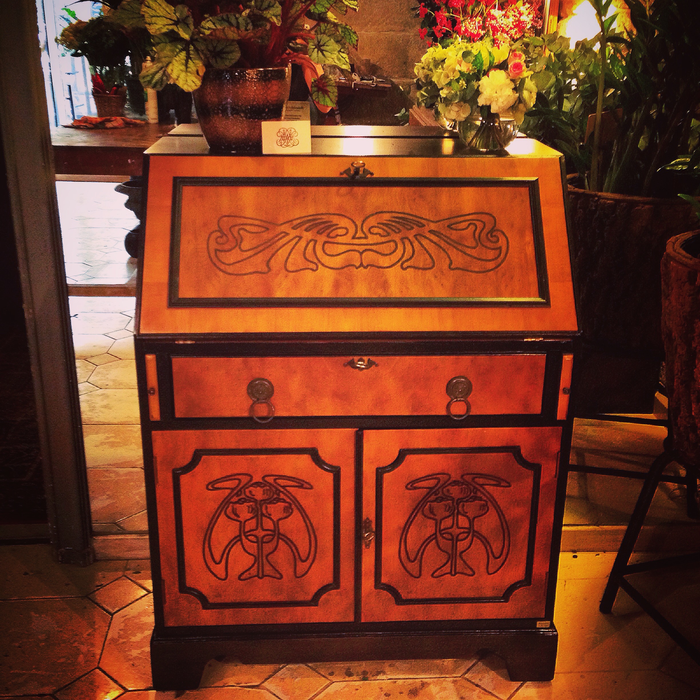 Secrétaire Custom
