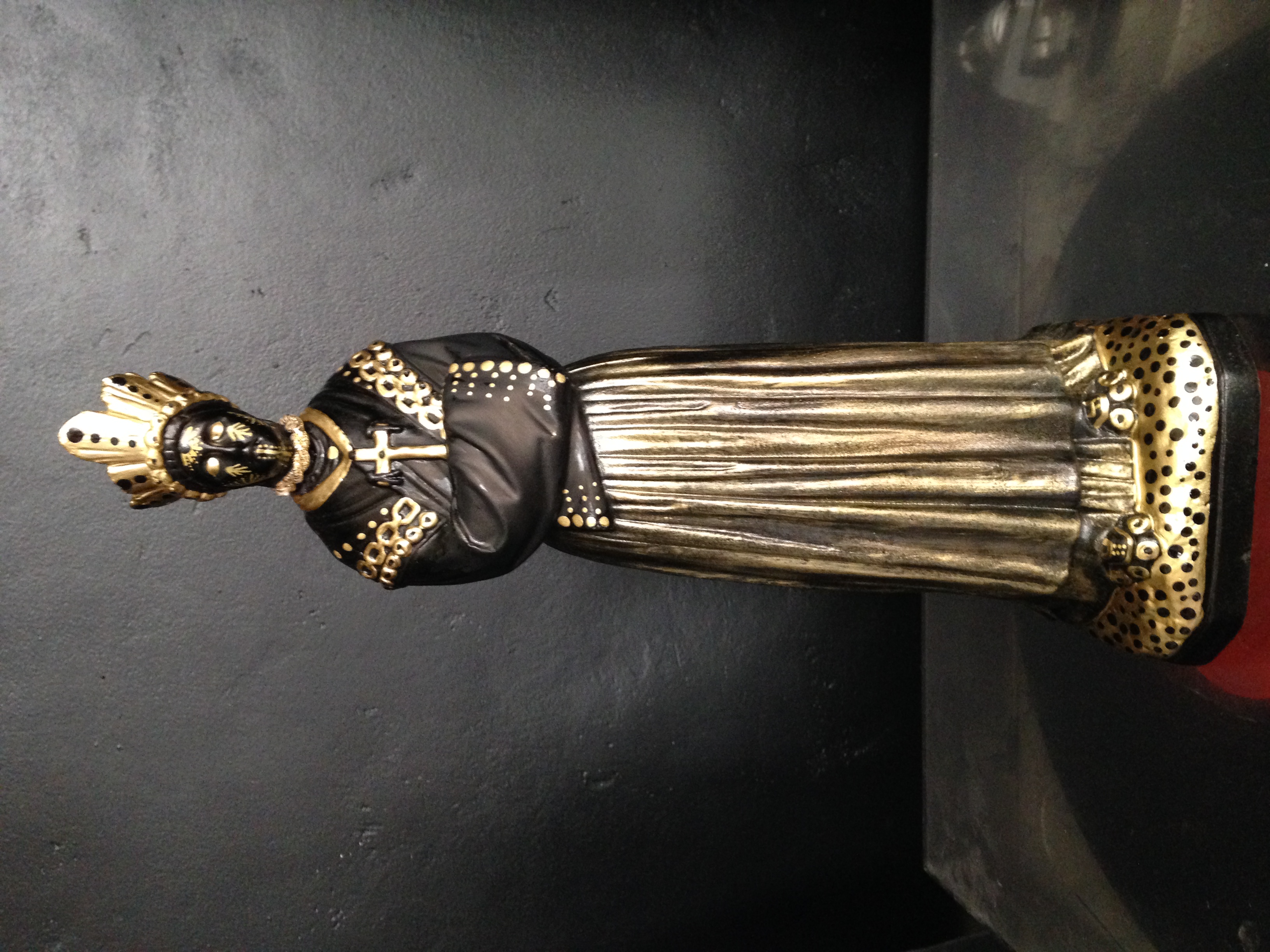 Statue