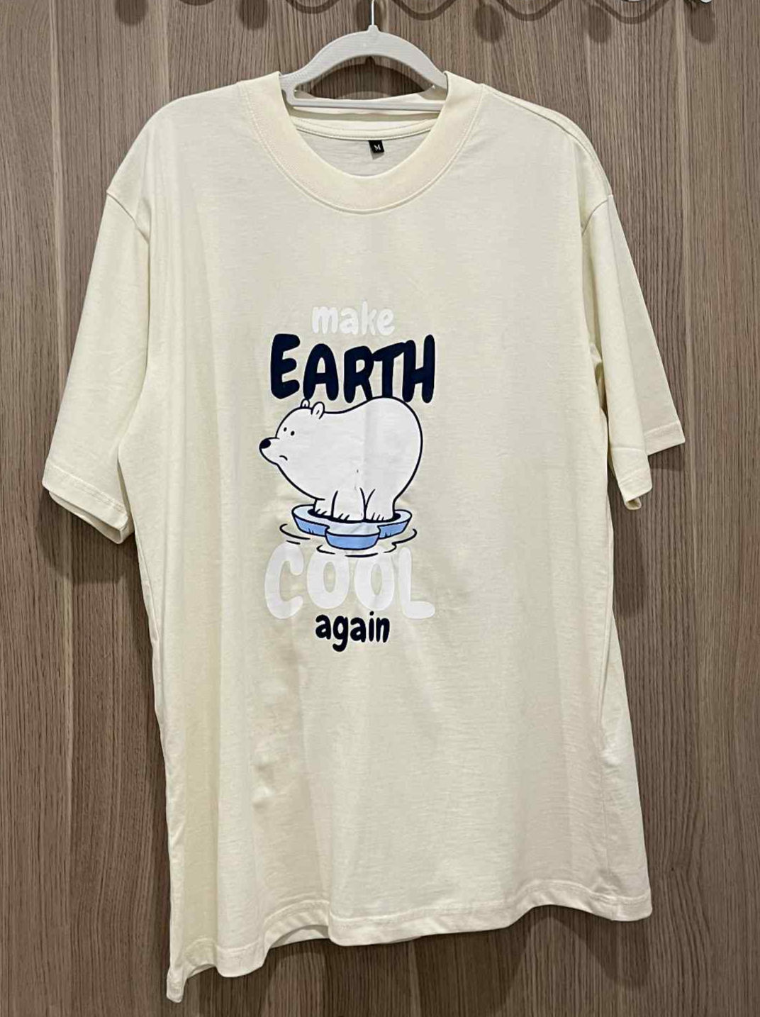 T-shirt Earth