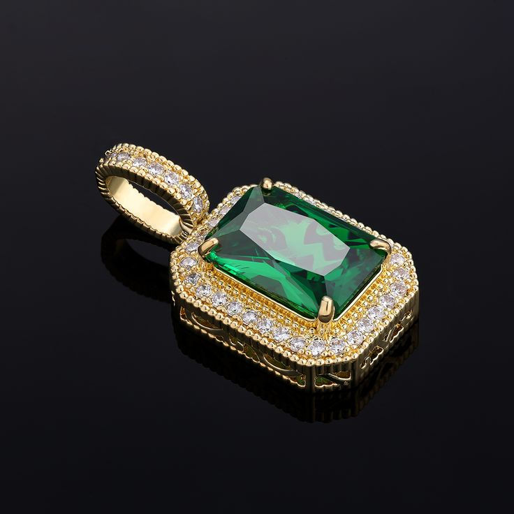 14K Gold Minimal  Diamond Cluster Pendant Studded With Emerald