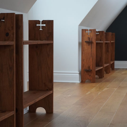 ⲃⲟⲩⲗⲓⲁⲑⲏⲕⲏ [ʙᴏᴏᴋᴄᴀꜱᴇ]