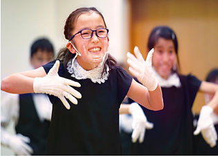 web_ performer-06.jpg