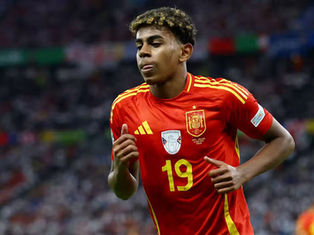 “All eyes on him! ”: Can Lamine Yamal handle the pressure of being compared to Leo Messi ahead of the FIFA World Cup?