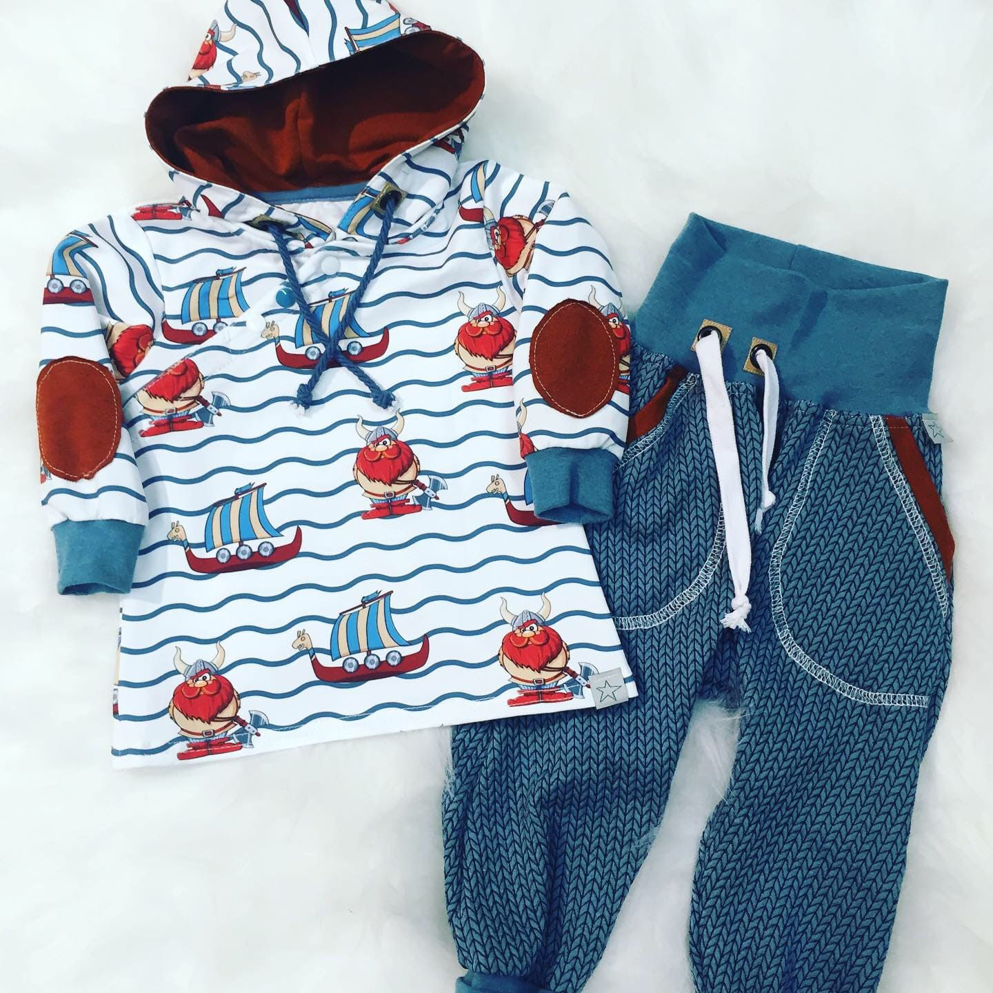 Kinderkleider Set Wickinger Gr.80