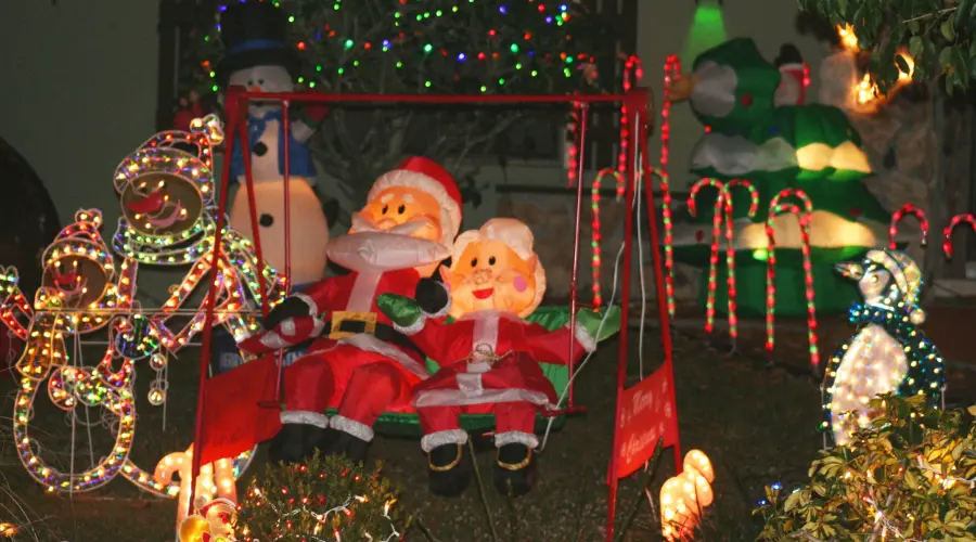 TRANG TRÍ NOEL CHO VĂN PHÒNG
