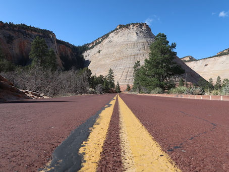 Zion National Park får nye vandreruter, visitorcentrer, eldrevne shuttebusser og mountainbike rute.