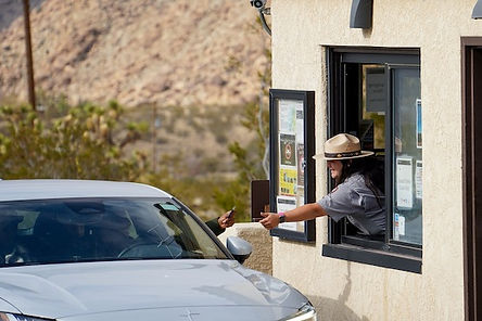 Køb dit årskort ved ankomst i nationalparken.