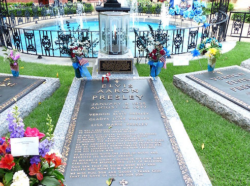 Elvis' gravsted i Memphis. Roadtrip ruter og nationalparker i USA