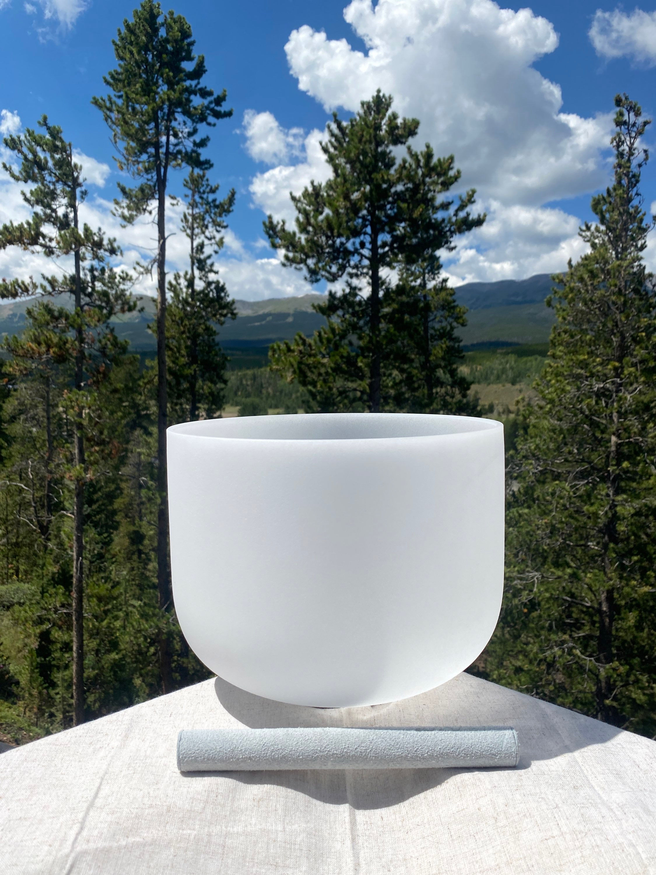 Quartz Crystal Sound Bowl- 11” D Note (Sacral Chakra)