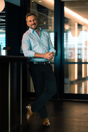 What do I actually say when I meet someone new?