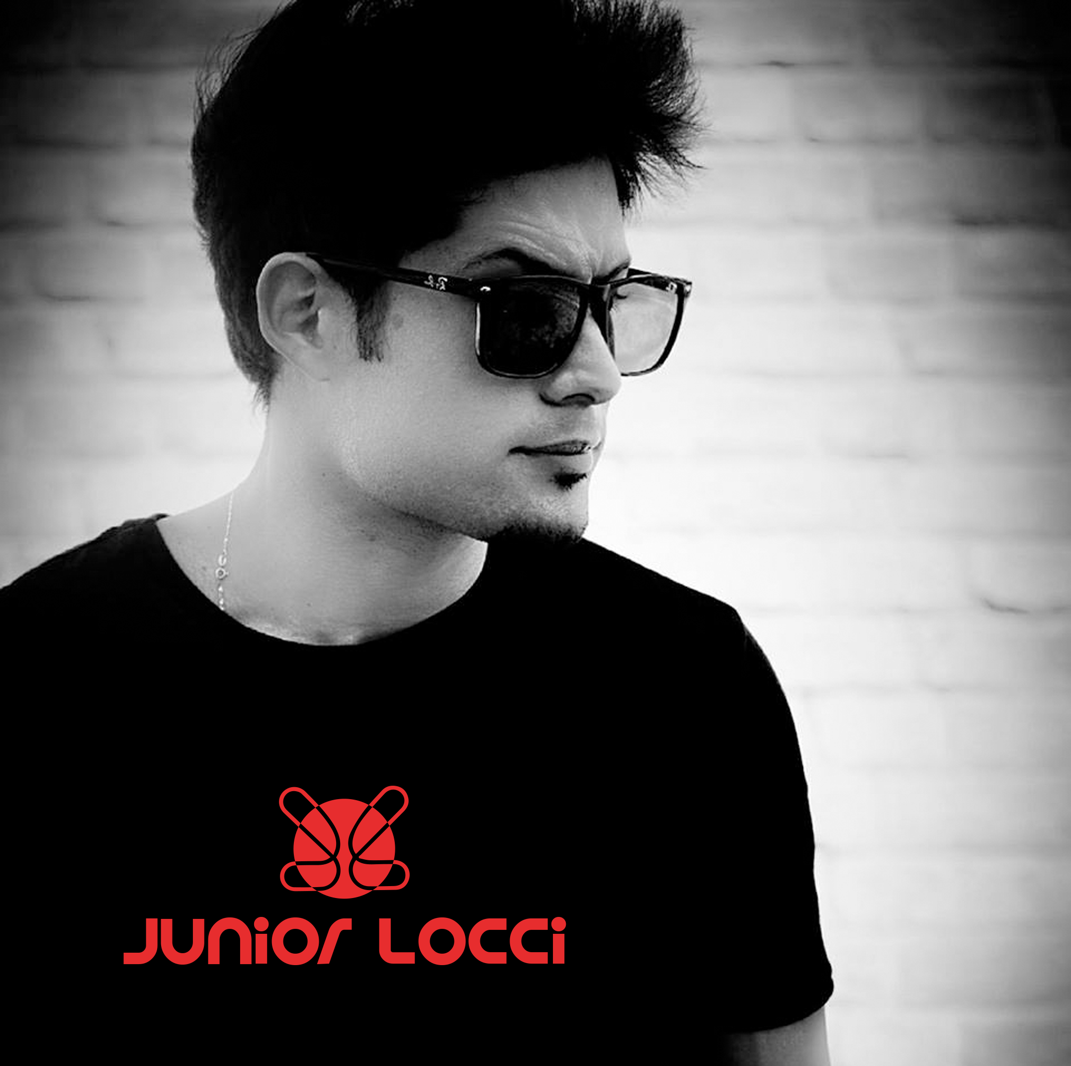 Aplic logo Junior Locci