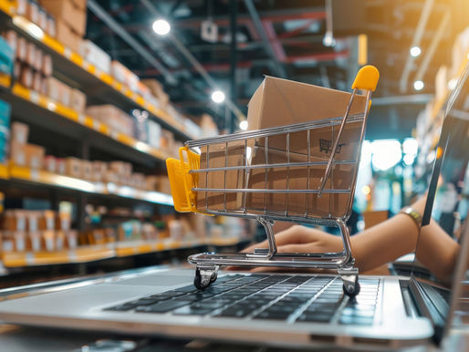 venda de remédios no Mercado Livre — farmacêutico atendendo cliente no balcão da drogaria