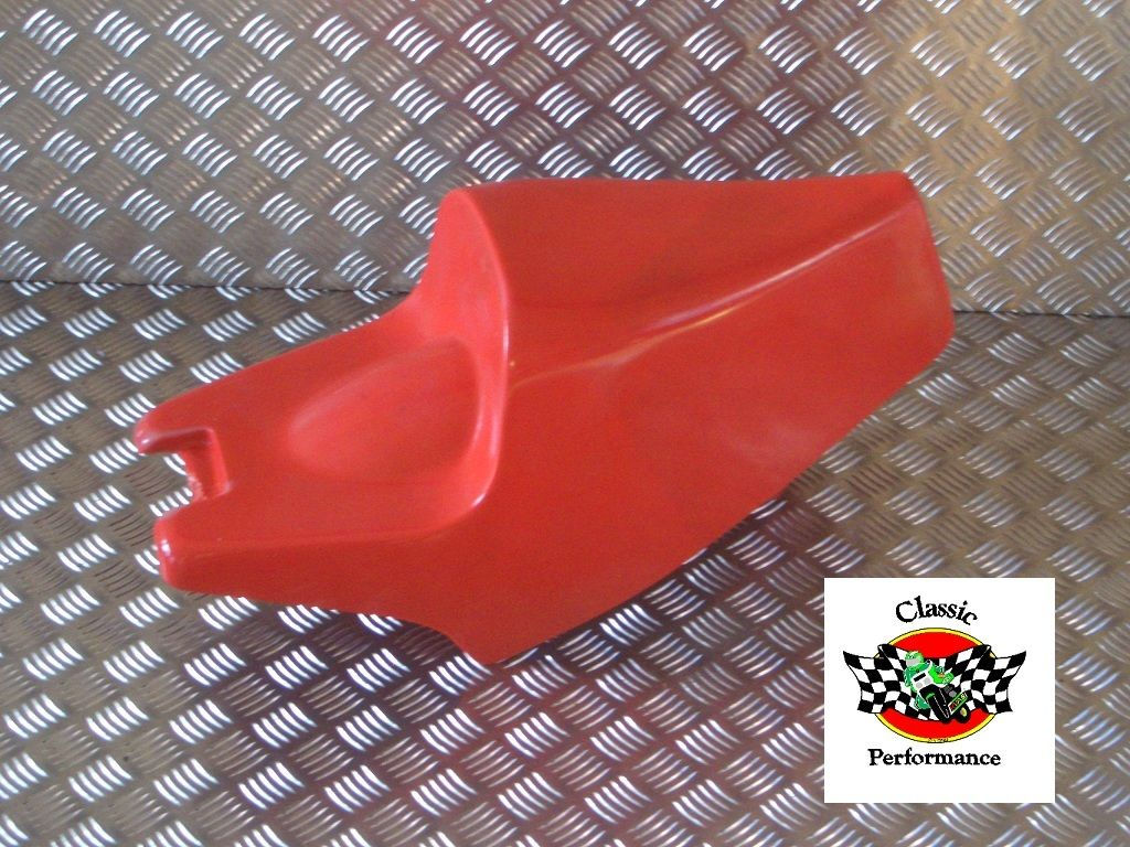 Yamaha TZ 250, 350 Höcker / Fiberglas Seat