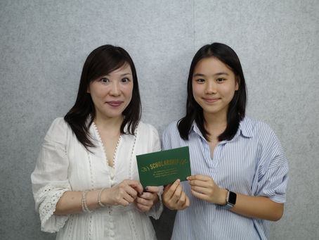 A* & A* | Denise Hui | IGCSE 0500 & 0408