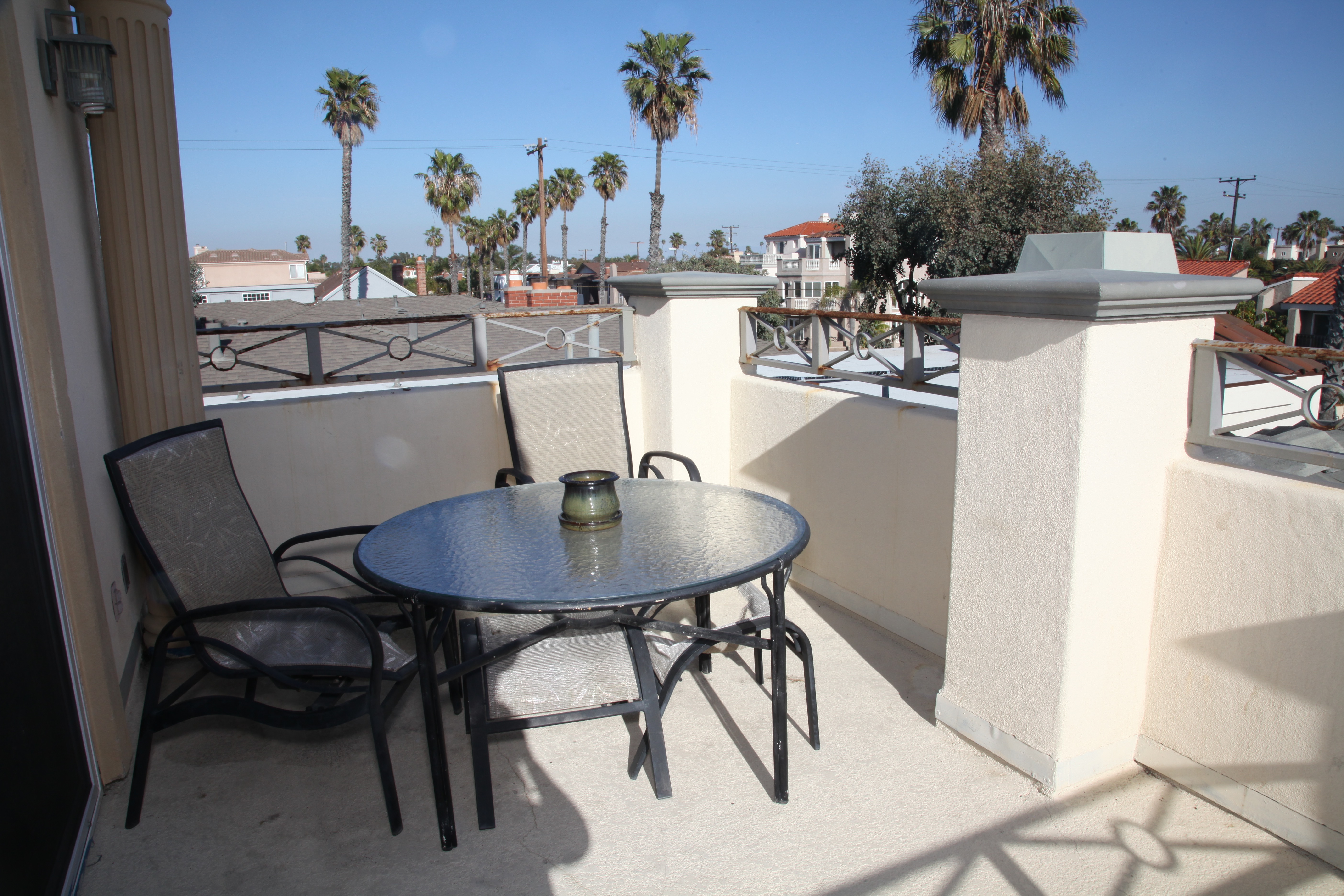 Living Sober in Huntington Beach, CA