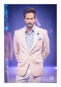 12342852_10154401151457586_2361328898882