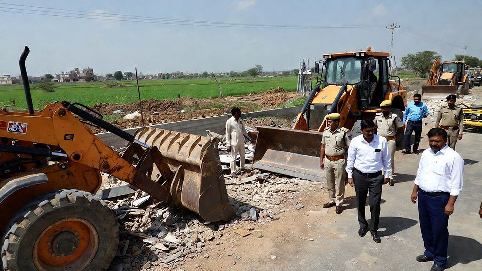  बड़ी कार्रवाई: भोपाल में अवैध कॉलोनाइजरों पर 25 FIR, बुलडोजर एक्शन और सख्त कानून आ रहा?