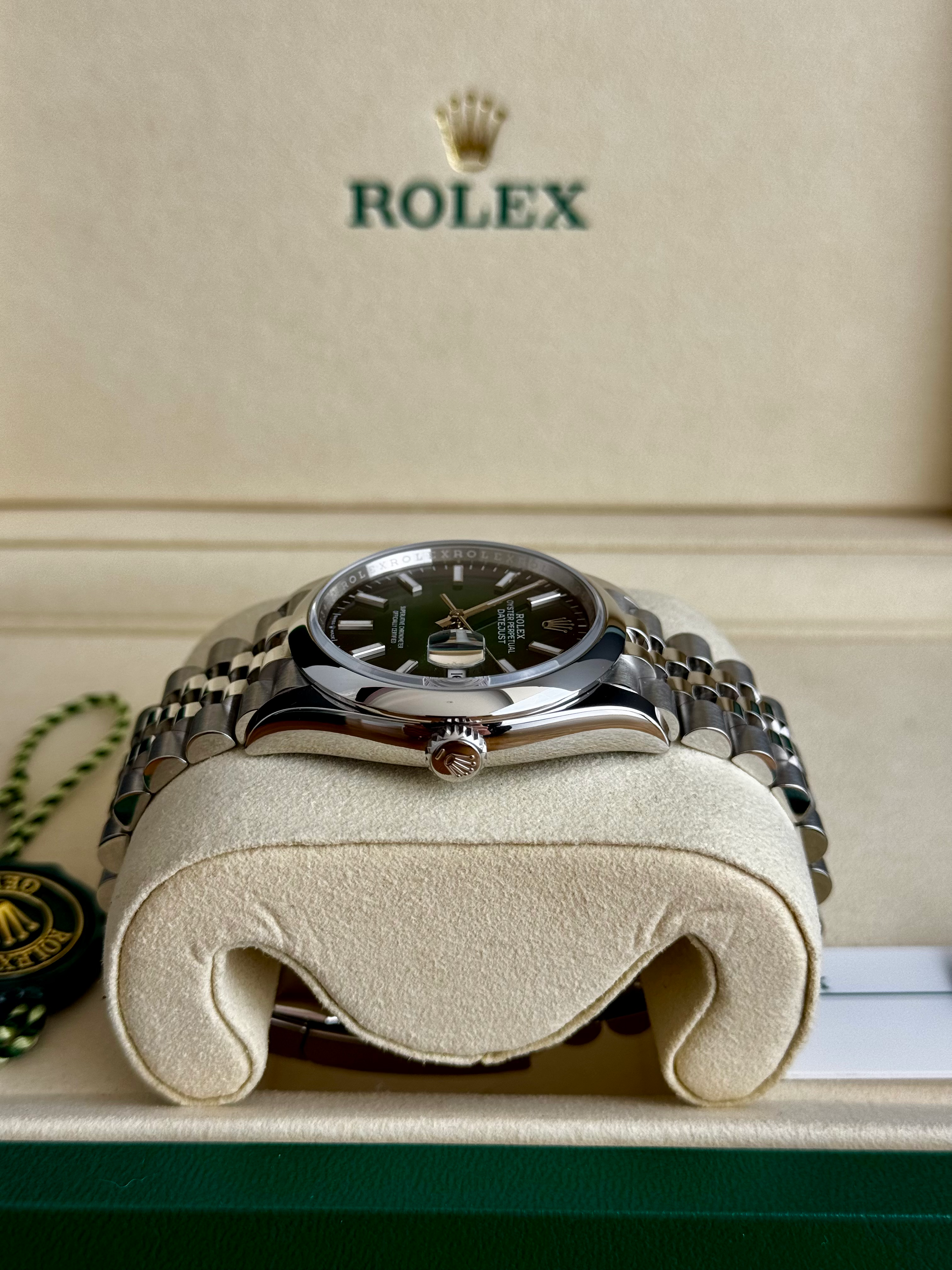 Rolex Datejust 36 Green Ombre Dial Jubilee Bracelet 126200 | 2026 | Full Set