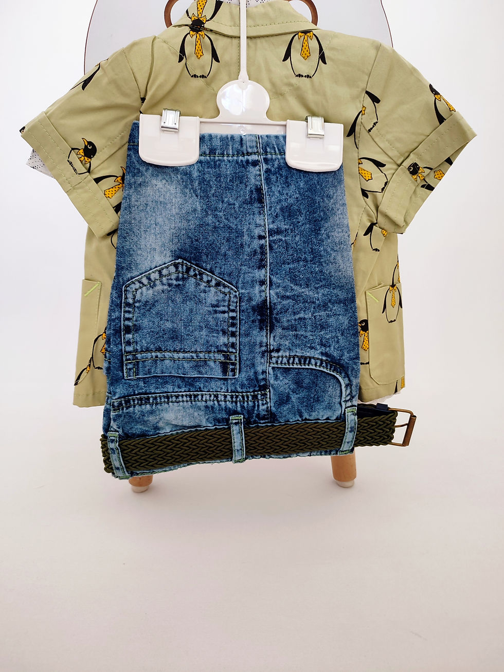 Küçük resim: Penguen desenli kısa kollu ceket, gömlek, kravat, şort, kemer 5'li çocuk takım 