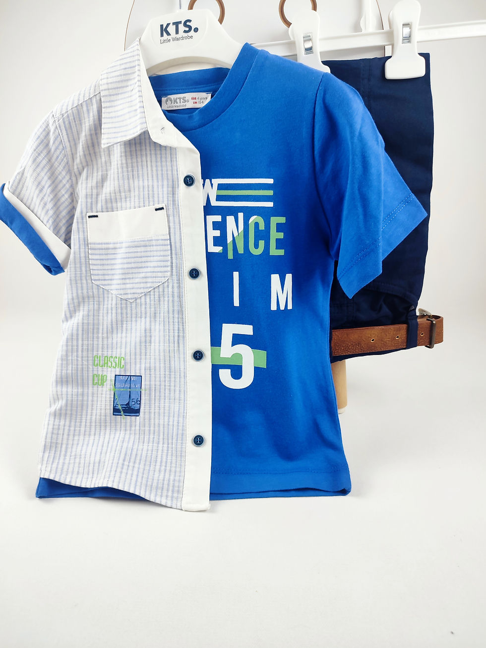 Küçük resim: Çizgi desen gömlek, tişört ve pantolon 3'lü çocuk takım 