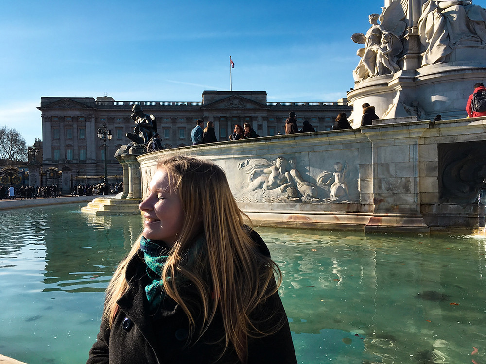 girl enjoying sun in london