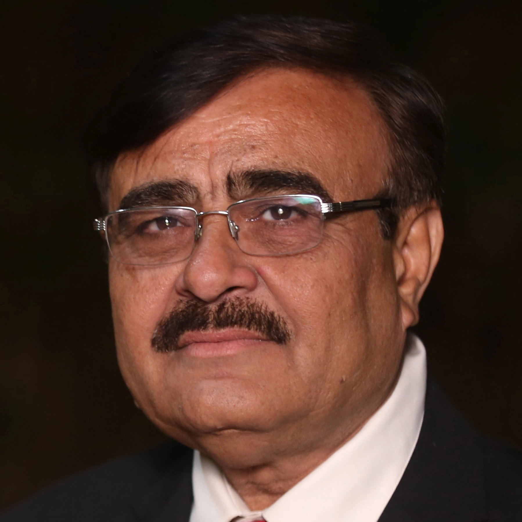 Ashwin-Thakkar.webp