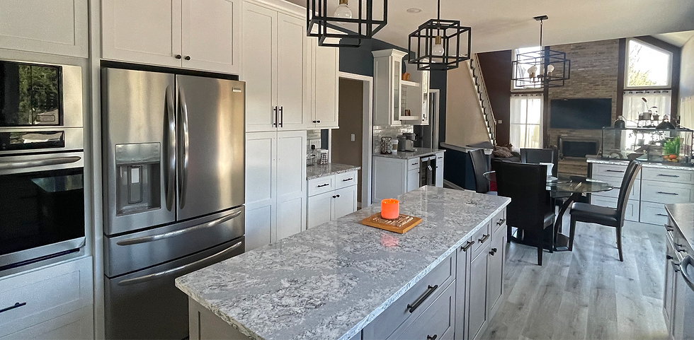 112L Kitchen_4549_16-9_edited.png