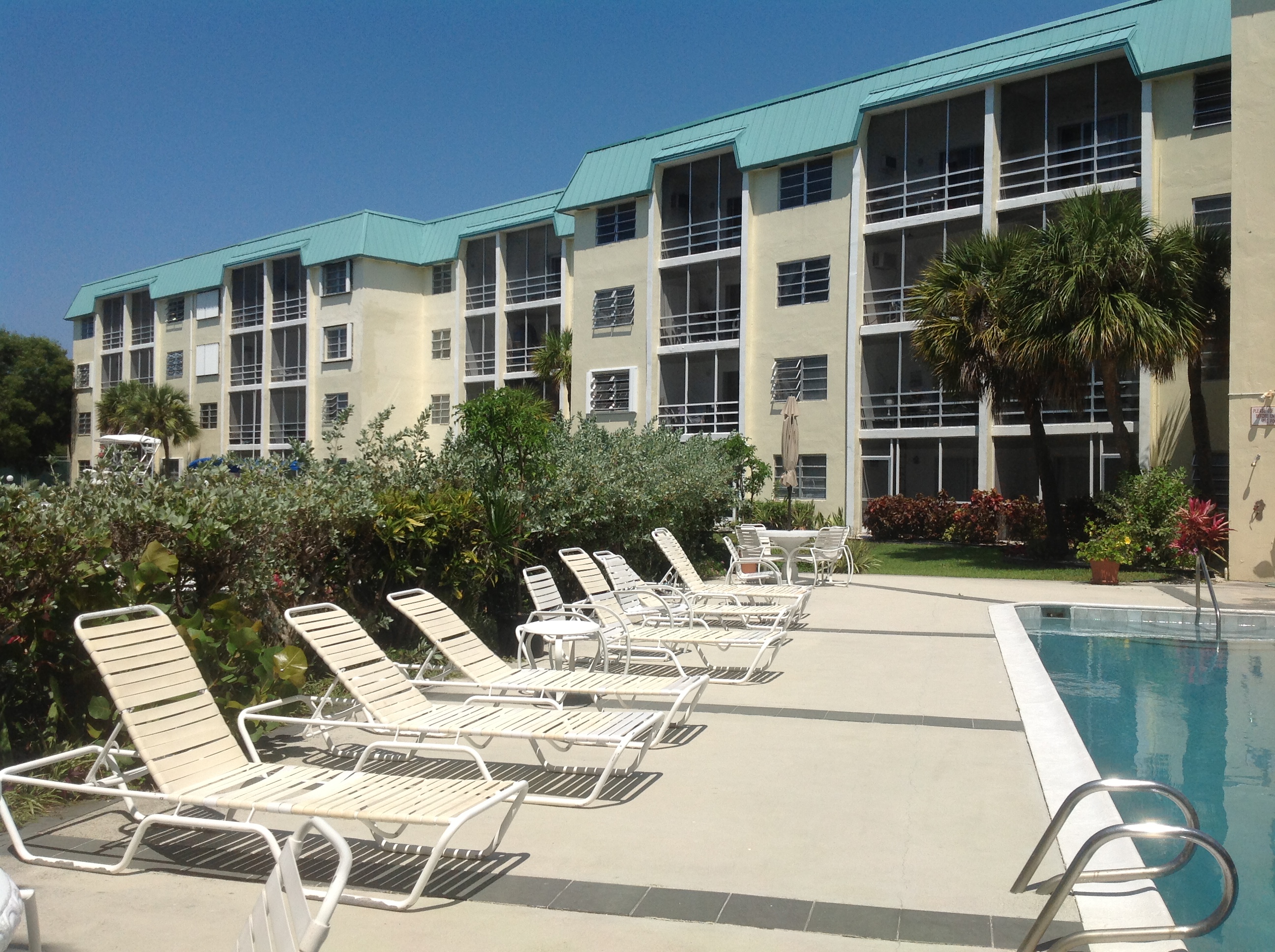 PROPERTIES FOR SALE covehouse