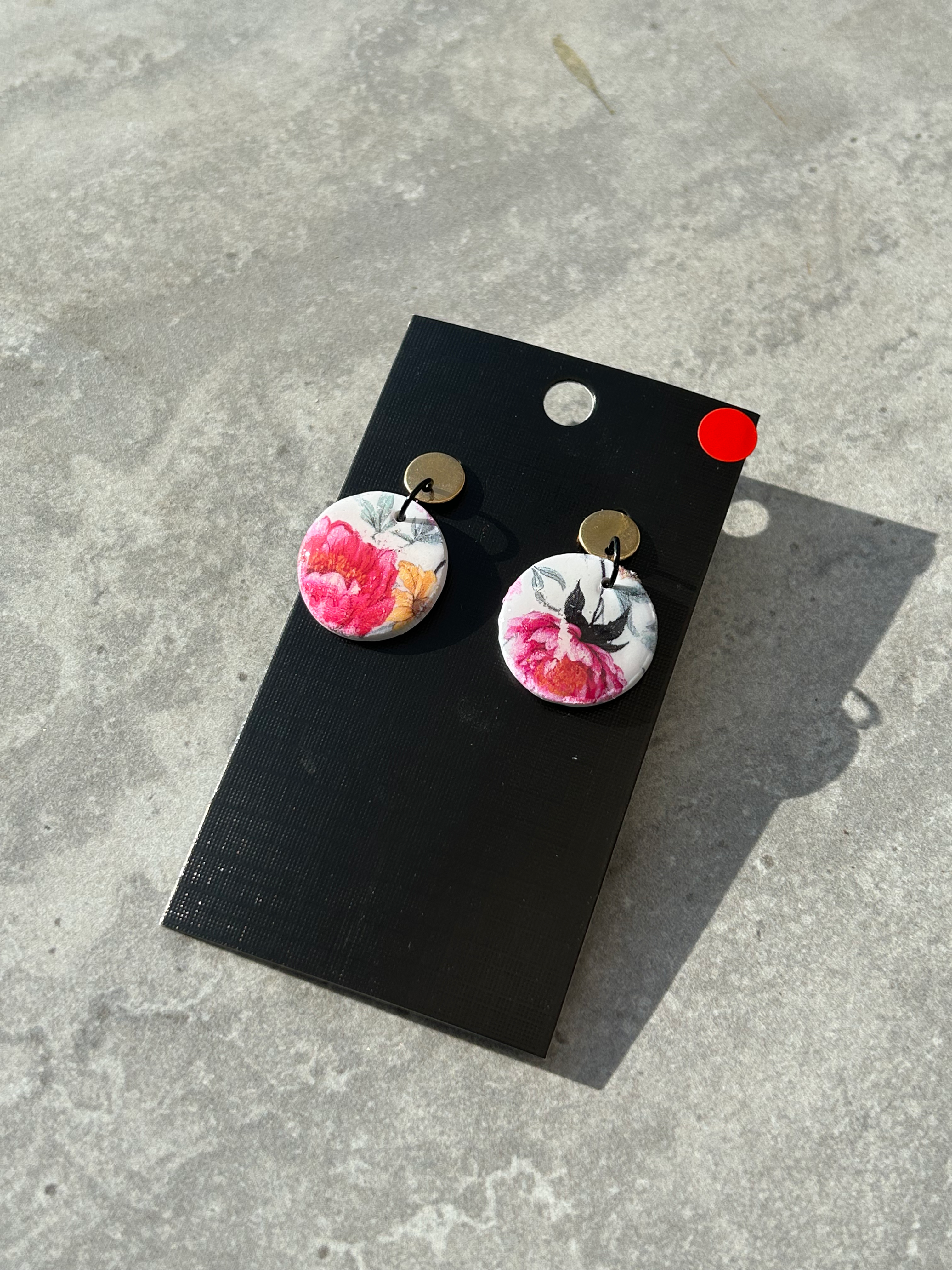 Gold & red flower drops 