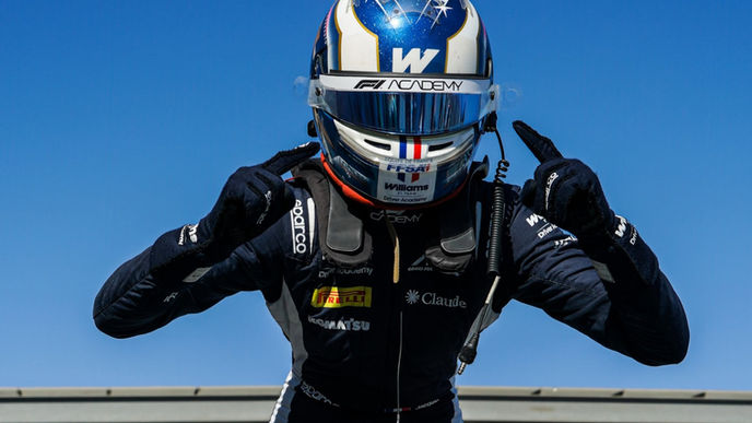 Jade Jacquet makes history with overall French F4 victory at Lédenon