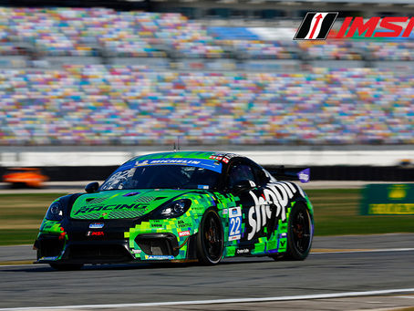 Megan Tomlinson completes first GT4 weekend in IMSA Pilot Challenge opener at Daytona