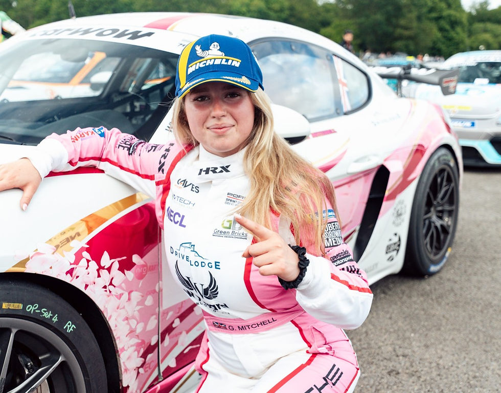 Gracie Mitchell claims first Porsche Sprint Challenge Great Britain victory