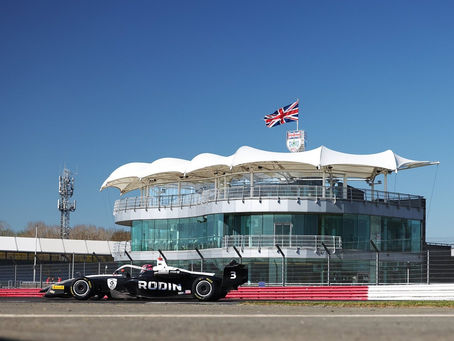 GB3: Abbi Pulling shows front-running pace but denied podium in unfortunate Silverstone opener