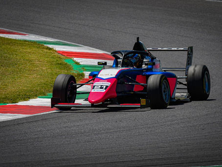 Successful weekend of progress for Tina Hausmann at Mugello