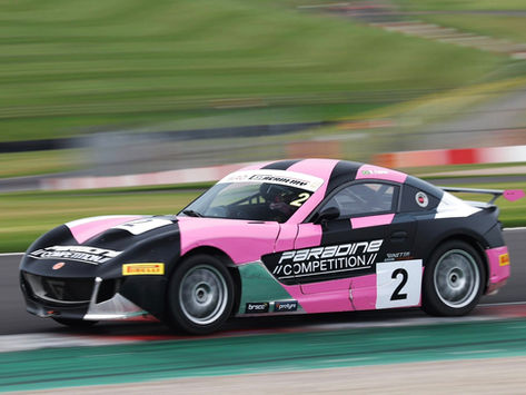 Vicky Farfus makes encouraging Ginetta Junior Championship debut