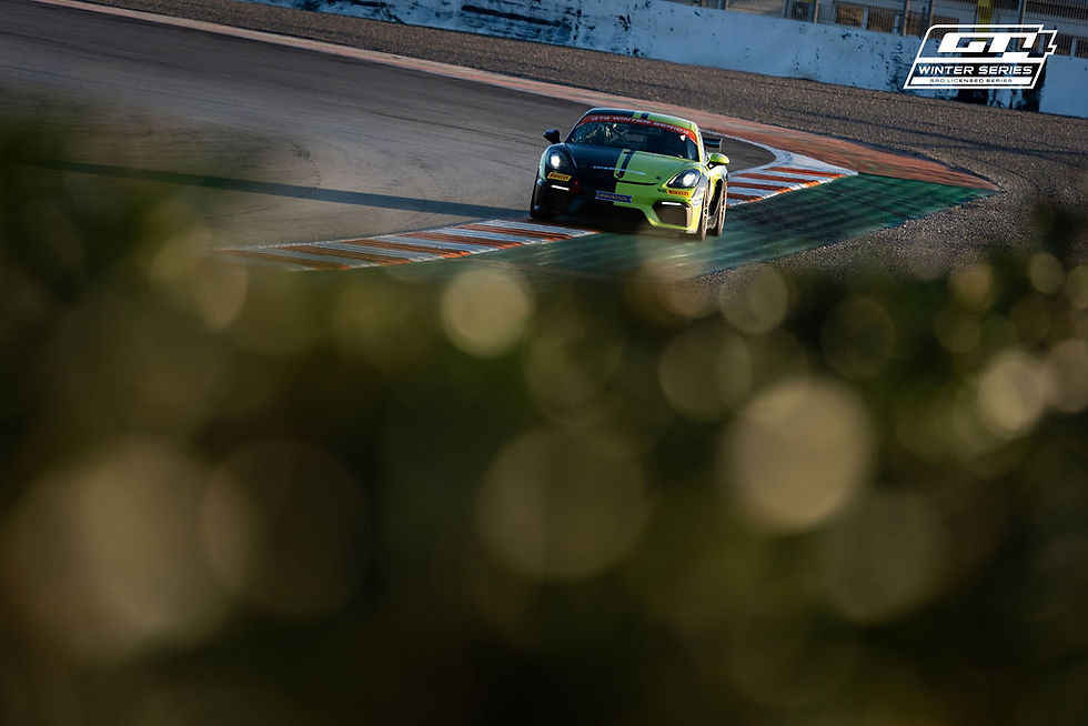 Luisa Kahler, Schitzelalm Porsche Cayman GT4, GT4 Winter Series, 2025 Valencia
