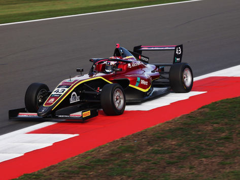 British F4: Daniella Sutton achieves season's best result at Silverstone