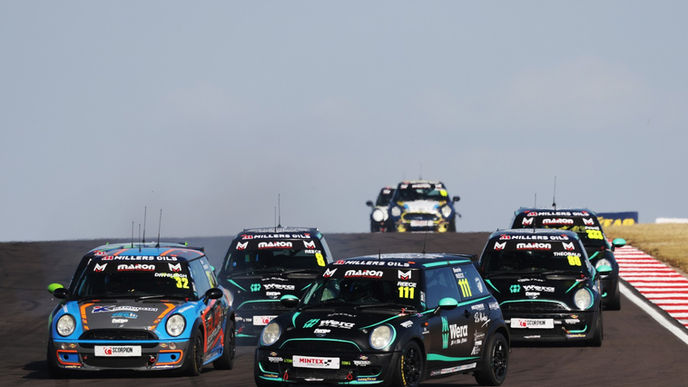Beanie Reece headlines productive weekend for Wera Alliance Racing Academy at Donington Park