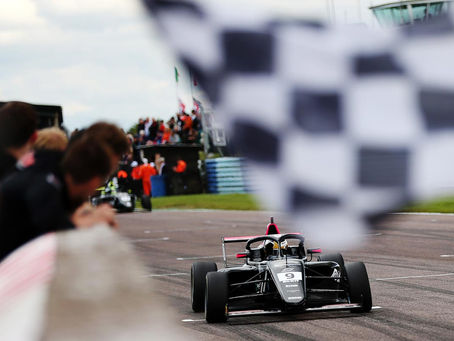 Abbi Pulling shines at Thruxton, continues strong campaign in British F4 with podium